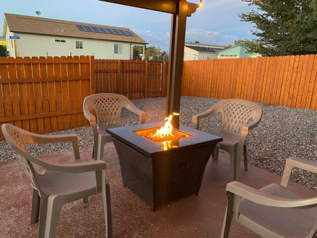 Fire pit seating detail